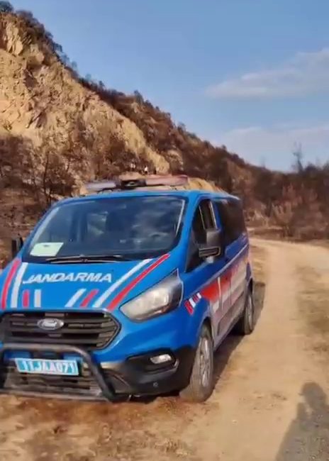Sakarya’da Yangın Sonrası Ormanda Erkek Cesedi Bulundu Sakarya’nın Geyve ilçesinde 20 Temmuz’da başlayan ve Bilecik’in Osmaneli ilçesine
