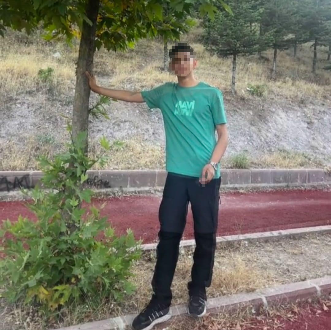 Ankara’nın Pursaklar ilçesinde, 15 yaşındaki Fatih Acacı’yı bıçaklayarak öldüren Doğukan