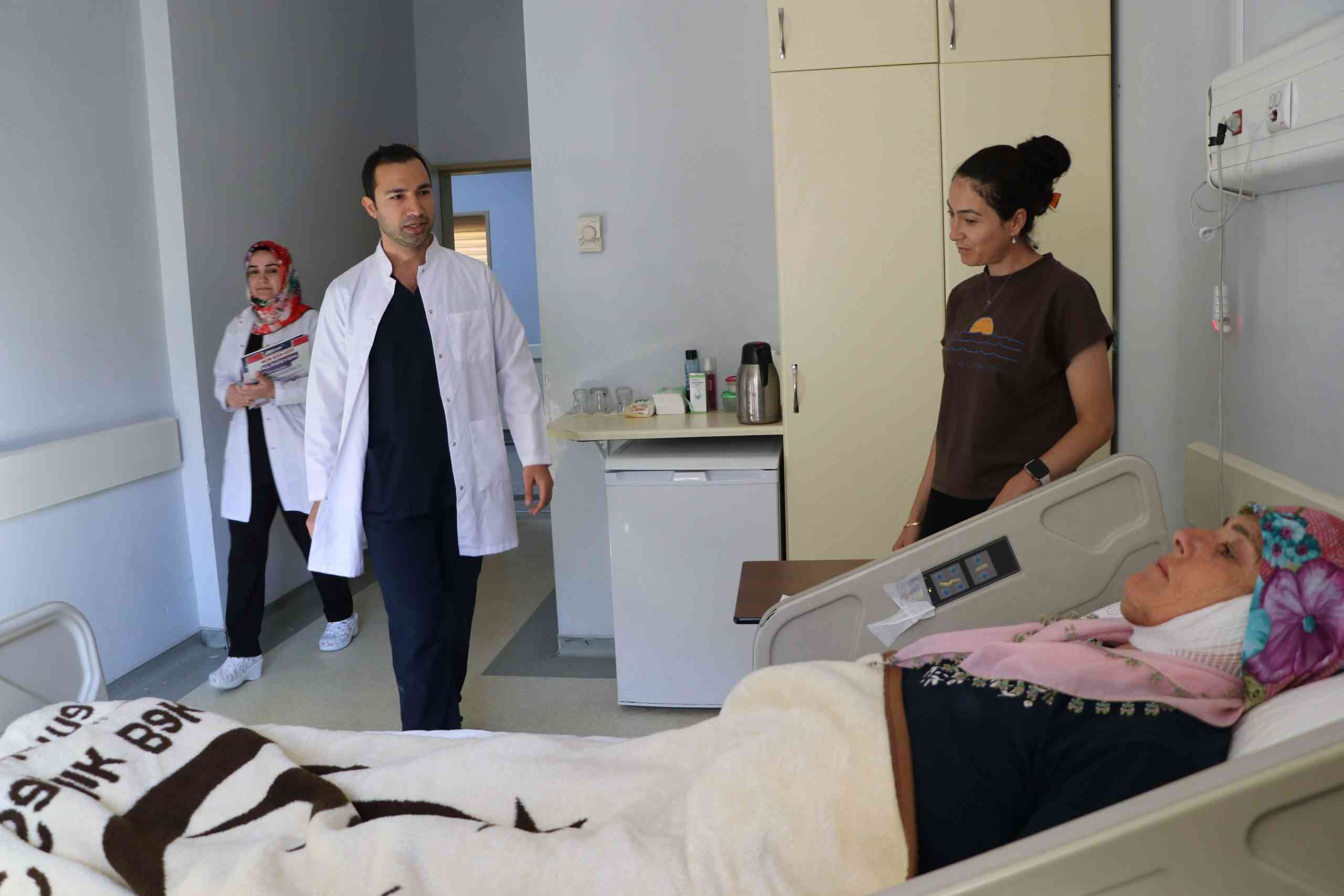 Muş’un Bulanık ilçesinde 15 yıldır yüz felciyle yaşayan 54 yaşındaki