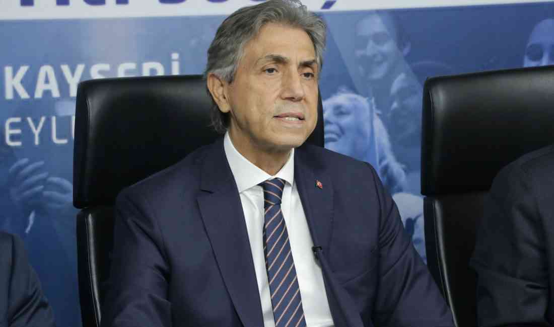 AK Parti Yerel Yönetimlerden Sorumlu Genel Başkan Yardımcısı Mustafa Demir,