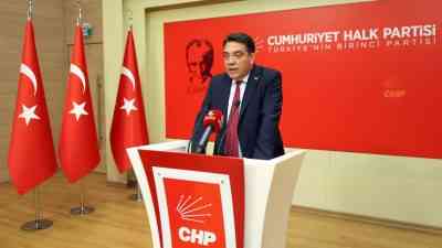 CHP Genel Başkan Yardımcısı Yankı Bağcıoğlu, parti genel merkezinde düzenlediği