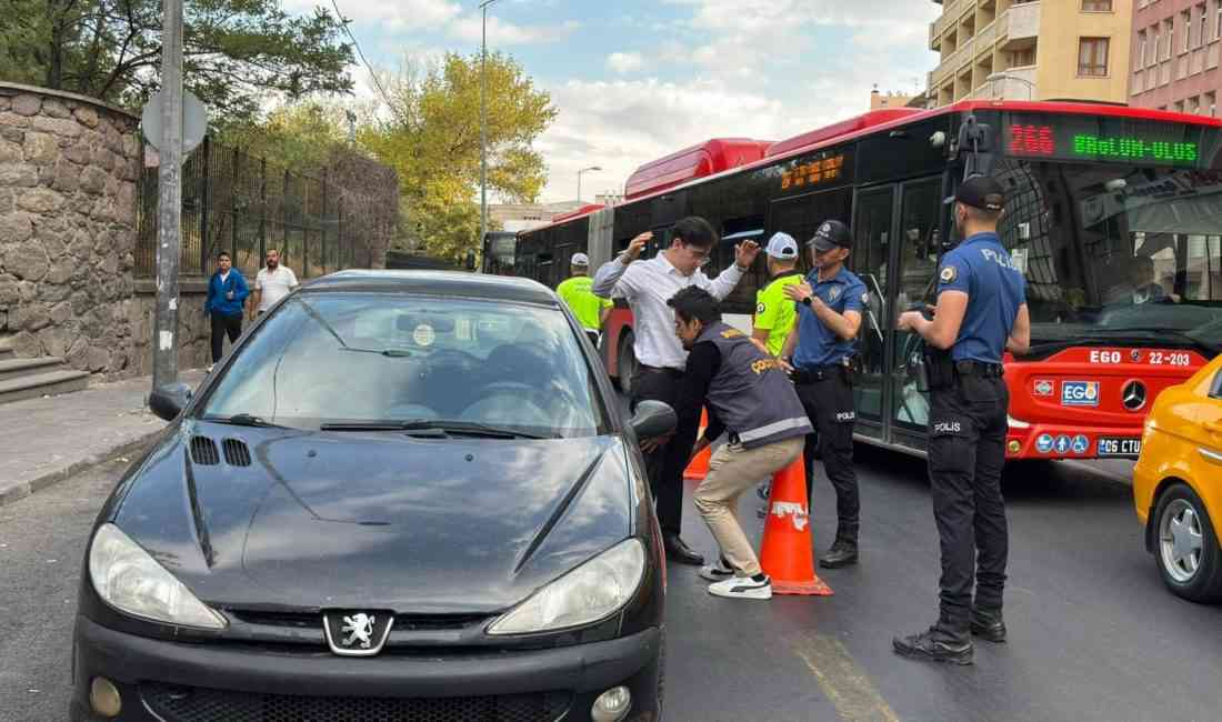 Ankara’da çocuk ve gençlerin güvenliğini sağlamak amacıyla okul çevrelerinde denetimler