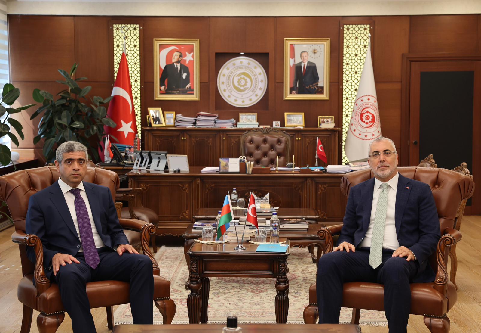 Çalışma ve Sosyal Güvenlik Bakanı Vedat Işıkhan, Azerbaycan Çalışma ve