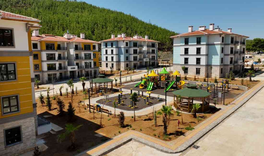 Çevre, Şehircilik ve İklim Değişikliği Bakanı Murat Kurum, TOKİ’nin İlk