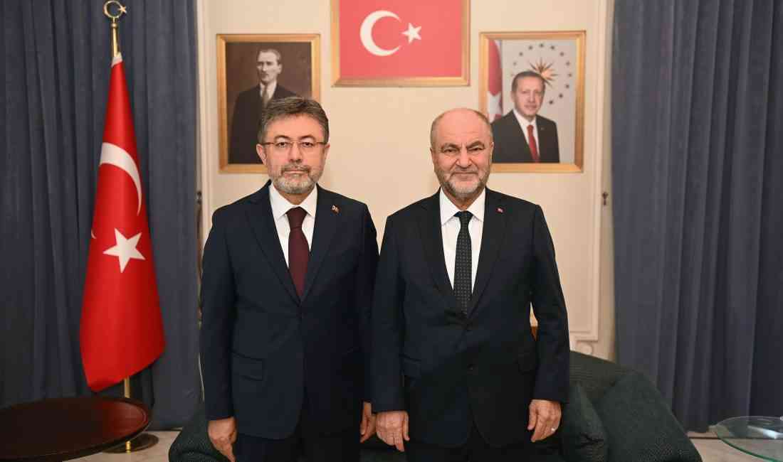 Tarım ve Orman Bakanı İbrahim Yumaklı, resmi temaslarda bulunduğu Suriye’de