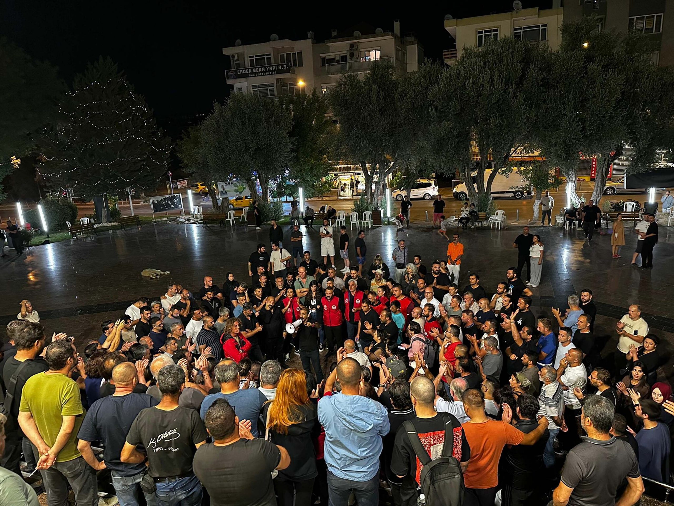 İzmir’in Buca Belediyesi’nde, 9 Eylül’de başlayan iş bırakma eylemi sendika