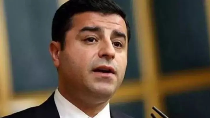 Eski HDP Eş Genel Başkanı Selahattin Demirtaş’ın, farklı illerde yaptığı