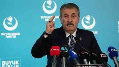 Büyük Birlik Partisi (BBP) Genel Başkanı Mustafa Destici, partisinin genel