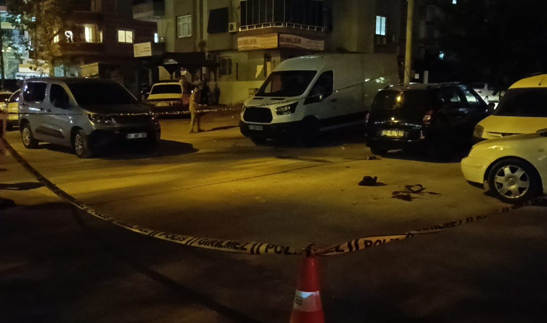 Adana’nın Kozan ilçesinde bir düğün salonunda çıkan kavgada silah kullanılması
