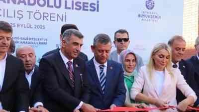 CHP Genel Başkanı Özgür Özel, 2020’de Elazığ’da meydana gelen depremde