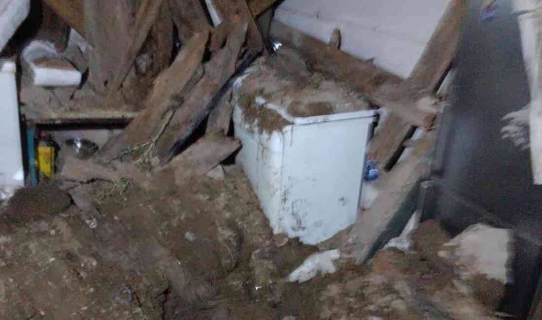 Erzurum’un Pasinler ilçesine bağlı kırsal Porsuk Mahallesi’nde meydana gelen göçük,