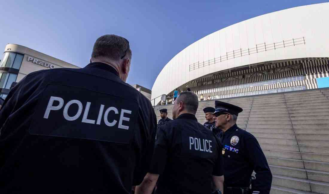 Fransa’nın Marsilya kentinde bir fast food restoranı önünde düzenlenen bıçaklı