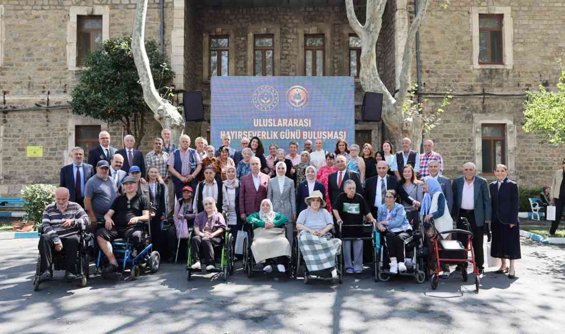 Aile ve Sosyal Hizmetler Bakanı Mahinur Özdemir Göktaş, Uluslararası Hayırseverlik