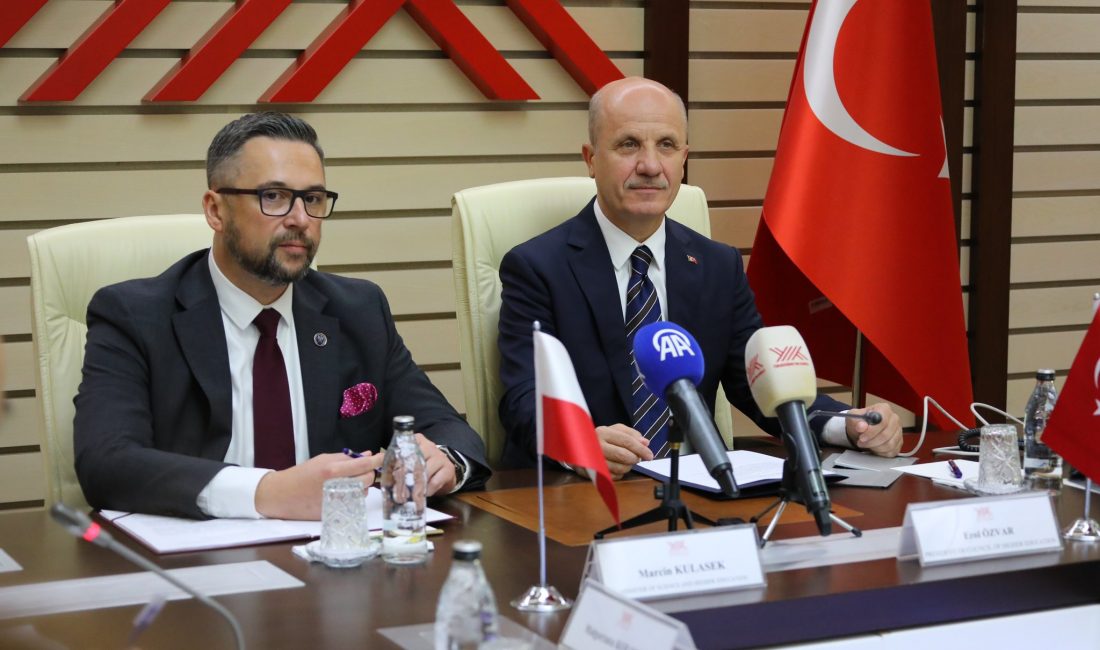 Yükseköğretim Kurulu (YÖK) Başkanı Prof. Dr. Erol Özvar, İsrail’in Filistin
