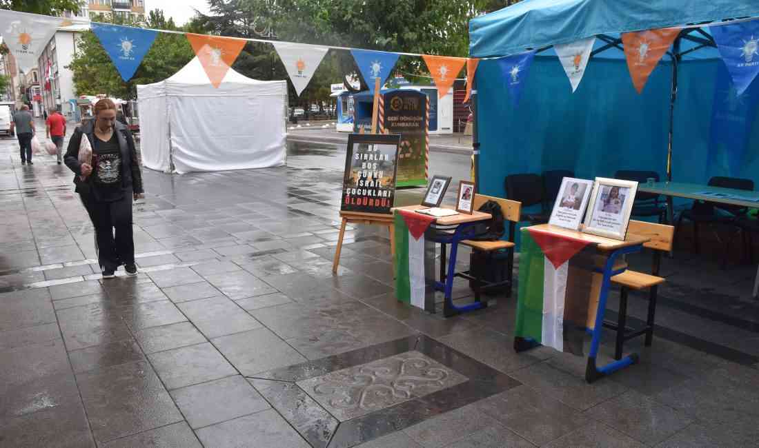 Sivas’ta AK Parti Gençlik Kolları, İsrail’in Filistin’e yönelik saldırıları sonucu