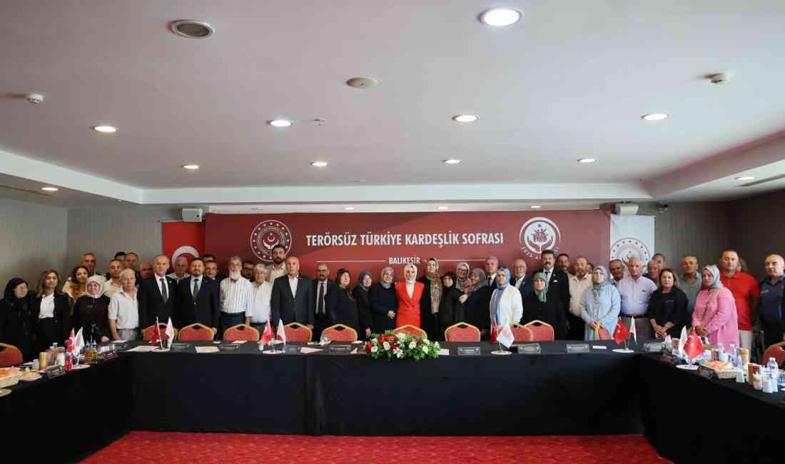 Aile ve Sosyal Hizmetler Bakanı Mahinur Özdemir Göktaş, Balıkesir’deki programı