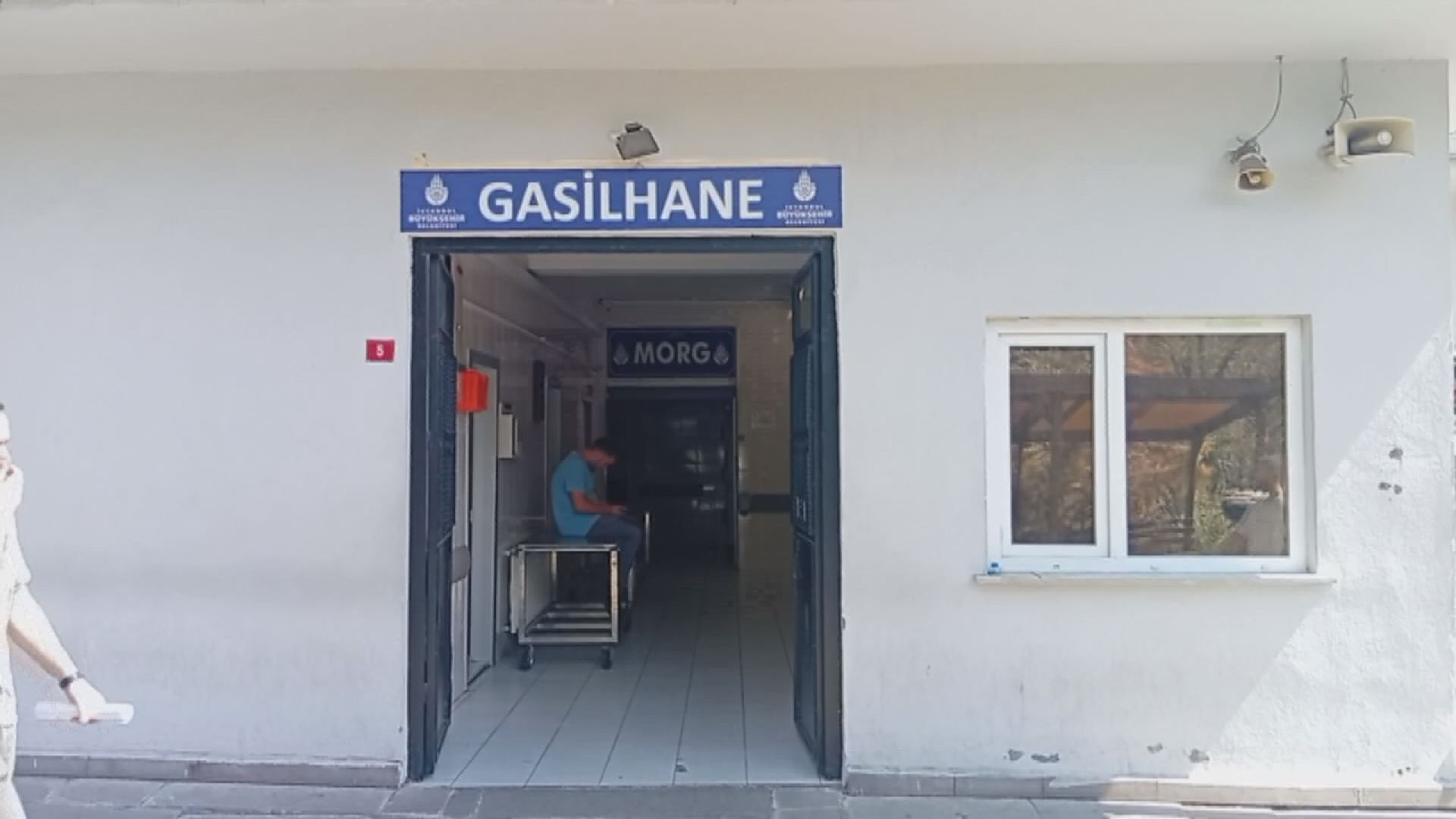 Yalova‘dan Bozcaada‘ya gitmek üzere denize açılan iş insanı Halit Yukay‘ın