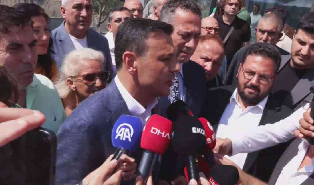 CHP İstanbul İl Başkanı Özgür Çelik’in mahkeme kararıyla tedbiren görevden
