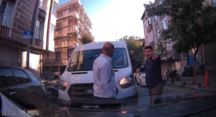 Sultangazi’de tek yön tabelasına rağmen ters yönde ilerlediği öne sürülen