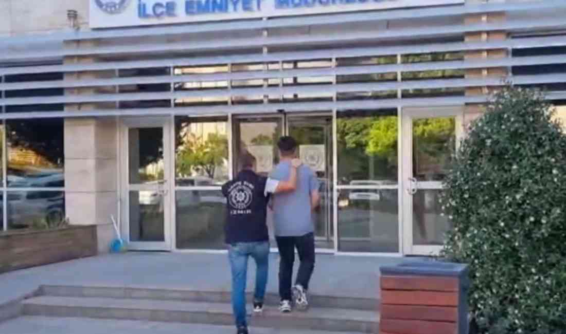 İzmir’de polis ekipleri, hakkında kesinleşmiş hapis cezası bulunan ve çeşitli