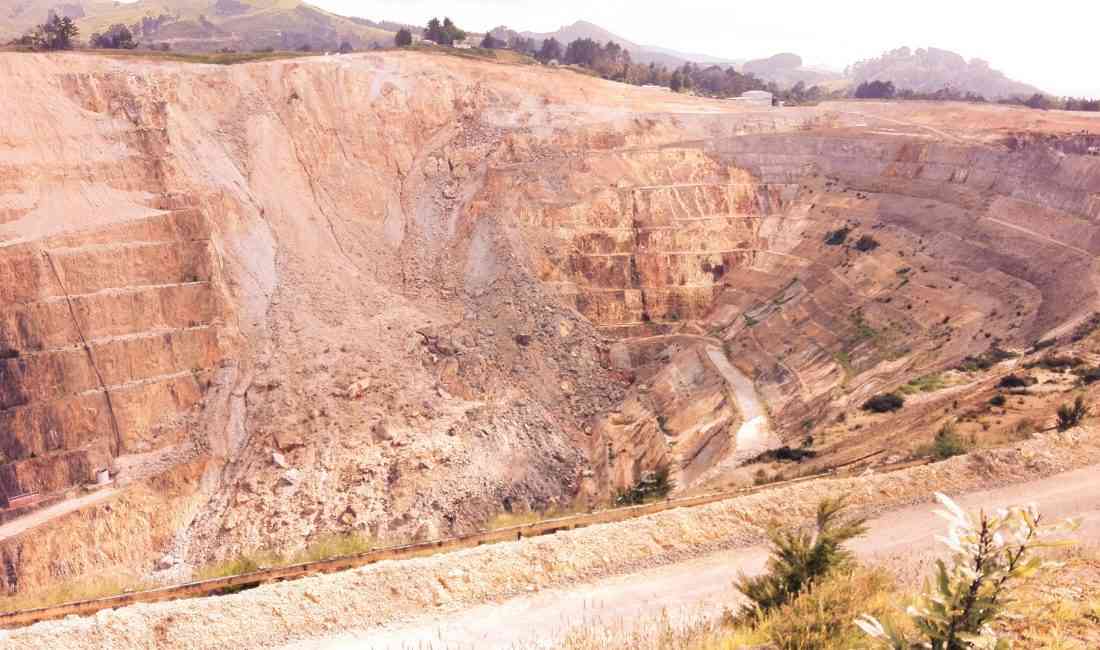 Kolombiya’nın Cauca bölgesine bağlı Santander de Quilichao’daki altın madeninde 12