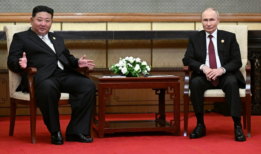 Putin ve Kim Jong Un, Pekin’de Görüştü Rusya Devlet Başkanı Vladimir Putin ile Kuzey Kore lideri Kim