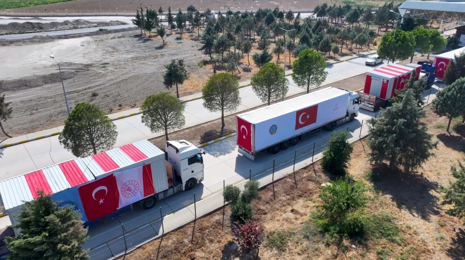 Ulaştırma ve Altyapı Bakanı Abdulkadir Uraloğlu, hava araçlarının güvenli iniş