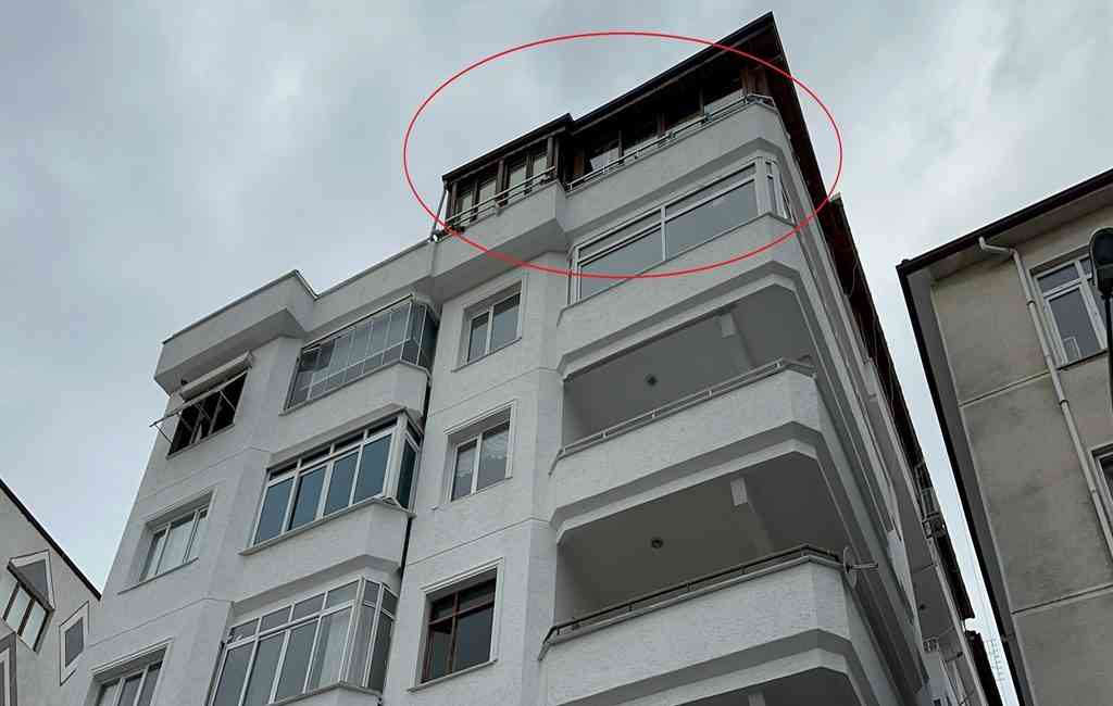 Yalova’nın Çınarcık ilçesinde 26 Eylül’de 6’ncı kattaki evinin penceresinden düşerek