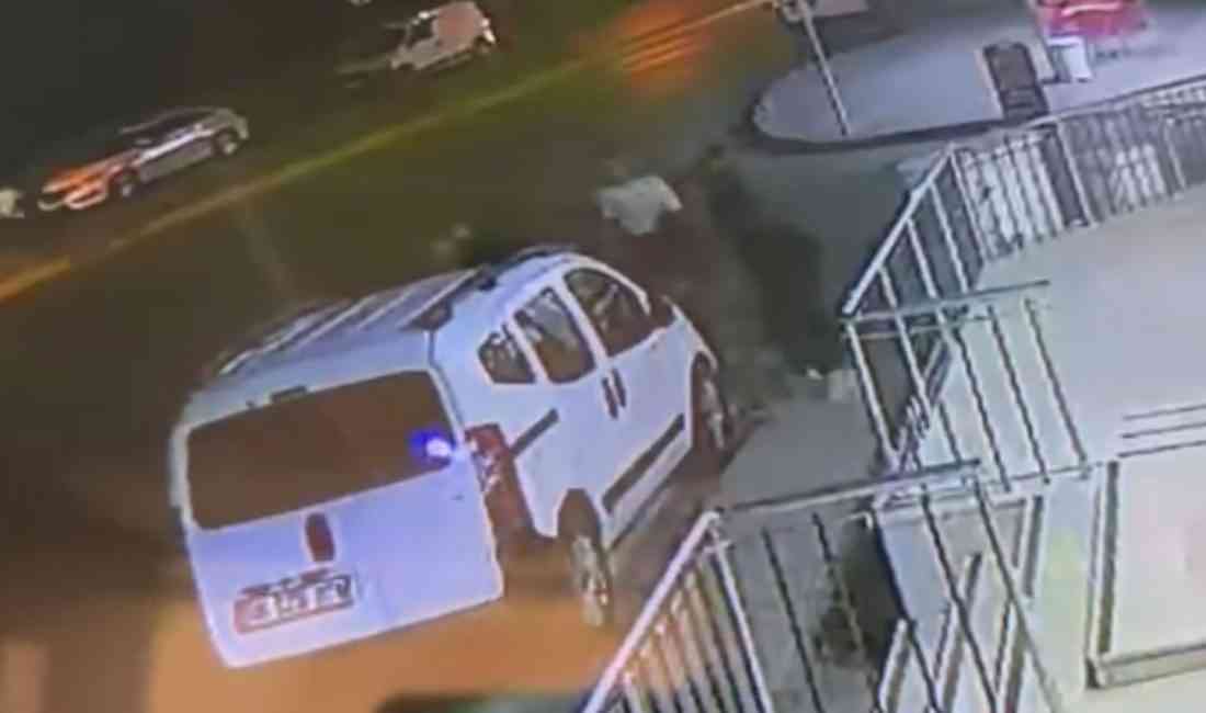 Kocaeli’nin Darıca ilçesinde sosyal medyada başlayan tartışma, sokakta kavgaya dönüştü.