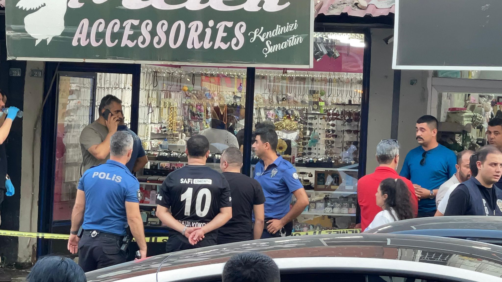 Osmaniye’de bir takı dükkanında cesetleri bulunan Melek Kişen (33) ve