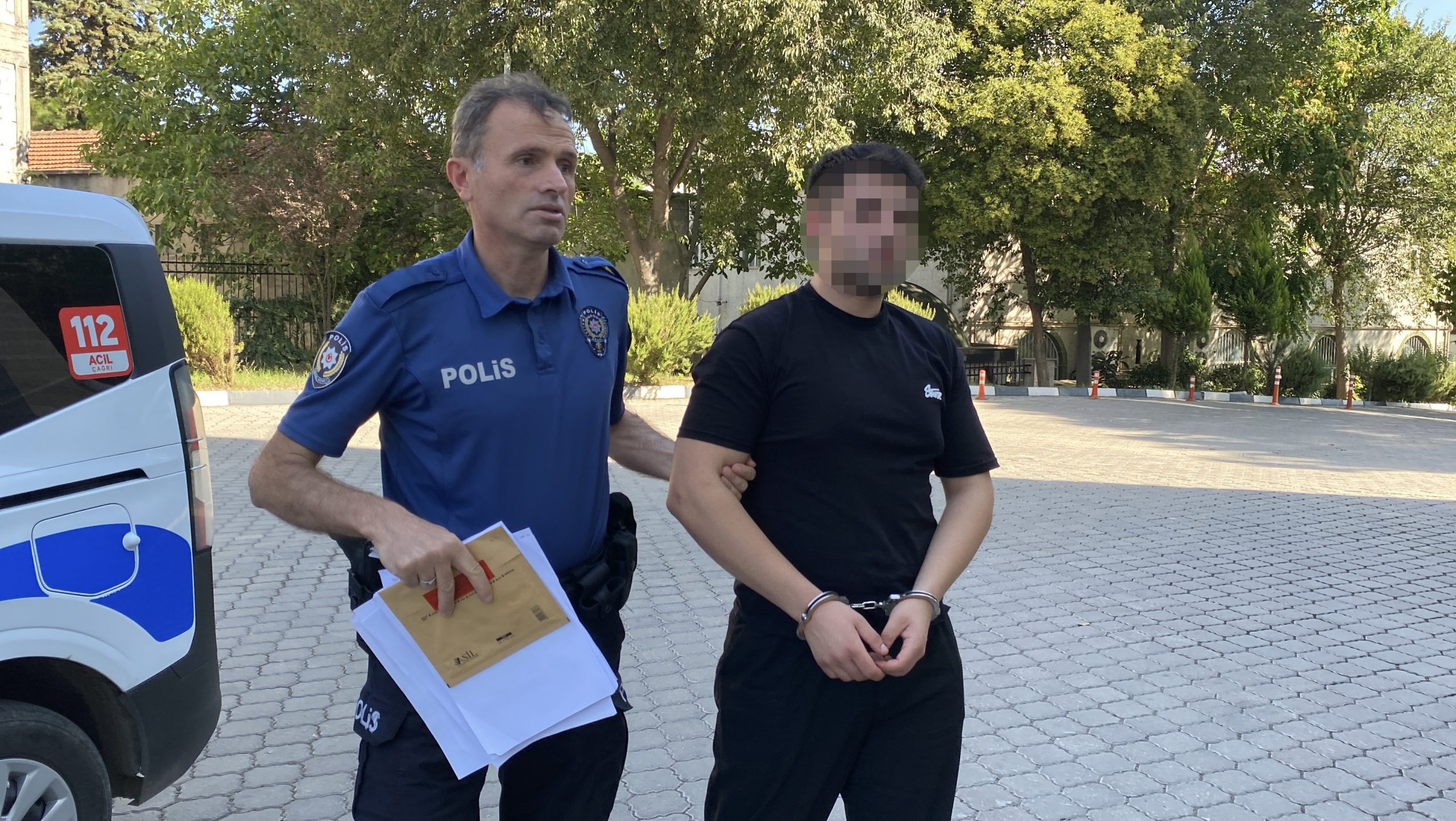 Samsun’un Atakum ilçesinde, bir eğlence mekanında tartıştığı teğmen ve arkadaşını