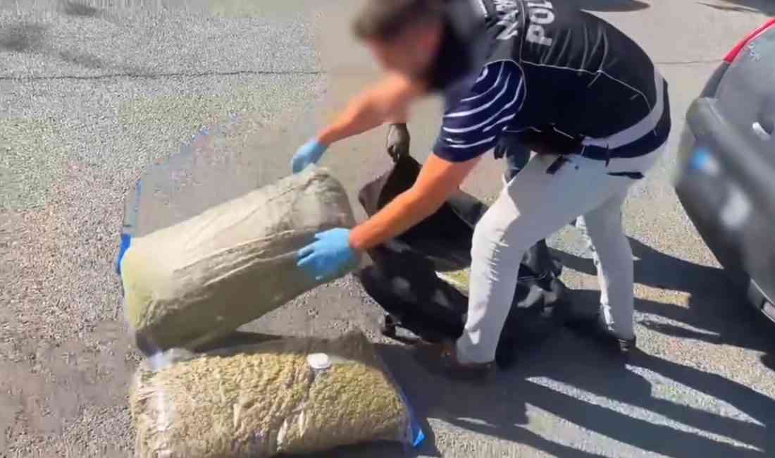 Tekirdağ’ın Çorlu ilçesinde, ‘torbacı’ olarak bilinen uyuşturucu satıcılarına yönelik düzenlenen
