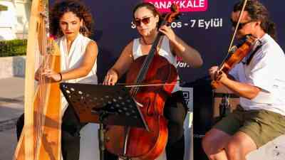 Çanakkale’de düzenlenen Troya Kültür Yolu Festivalinin 4’üncü gününde binlerce ziyaretçi