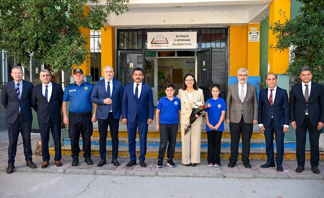 Yalova Valisi Dr. Hülya Kaya, Çınarcık Hüdaverdi Aydın İlkokulunu ziyaret