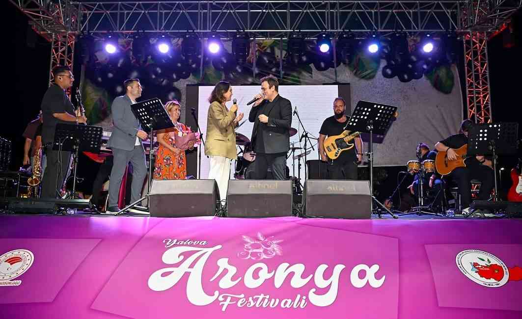 Yalova Valiliği himayesinde bu yıl ikincisi düzenlenen Aronya ve Tıbbi