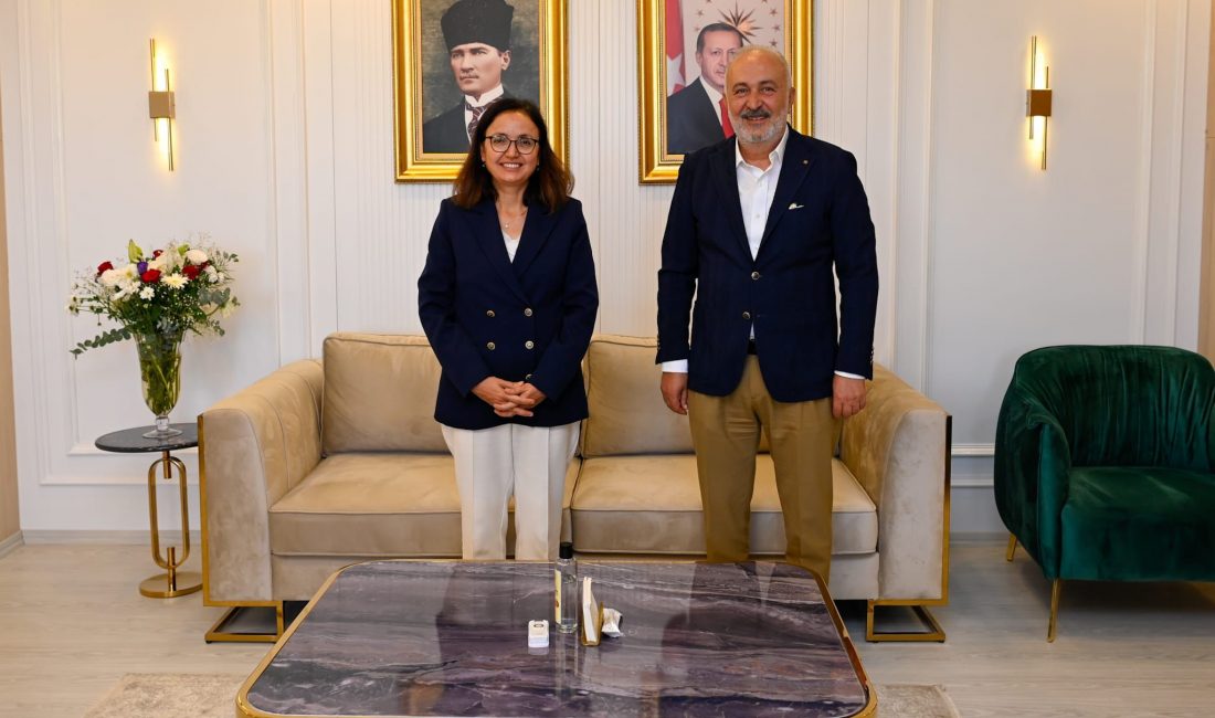 Çiftlikköy’de iki dönem belediye başkanlığı görevini üstlenerek ilçeyi AK belediyecilik