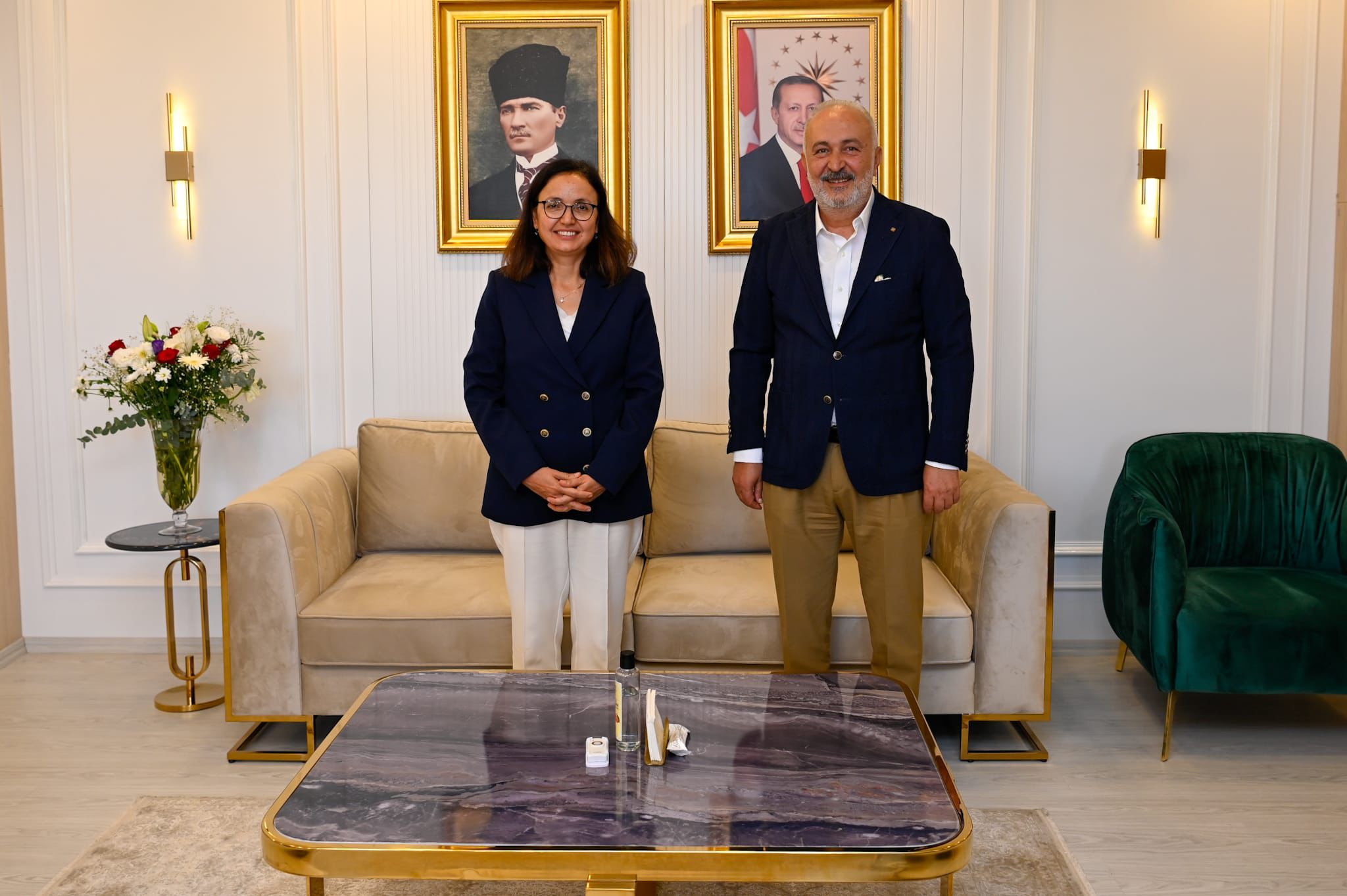 Çiftlikköy’de iki dönem belediye başkanlığı görevini üstlenerek ilçeyi AK belediyecilik