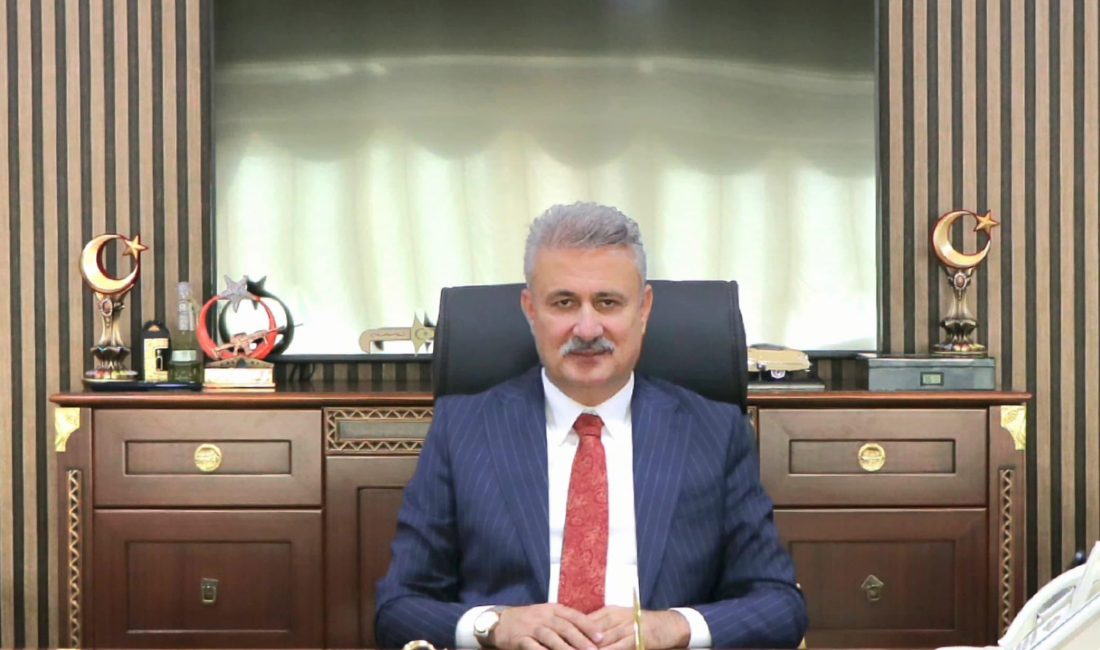 Kırıkkale’nin Yahşihan Belediye Başkanı Ahmet Sungur, sabah saatlerinde polis ekipleri