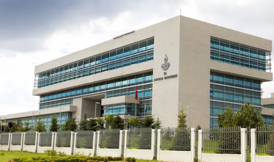 Anayasa Mahkemesi (AYM), İstanbul Büyükşehir Belediyesi’ne yönelik yürütülen yolsuzluk soruşturması