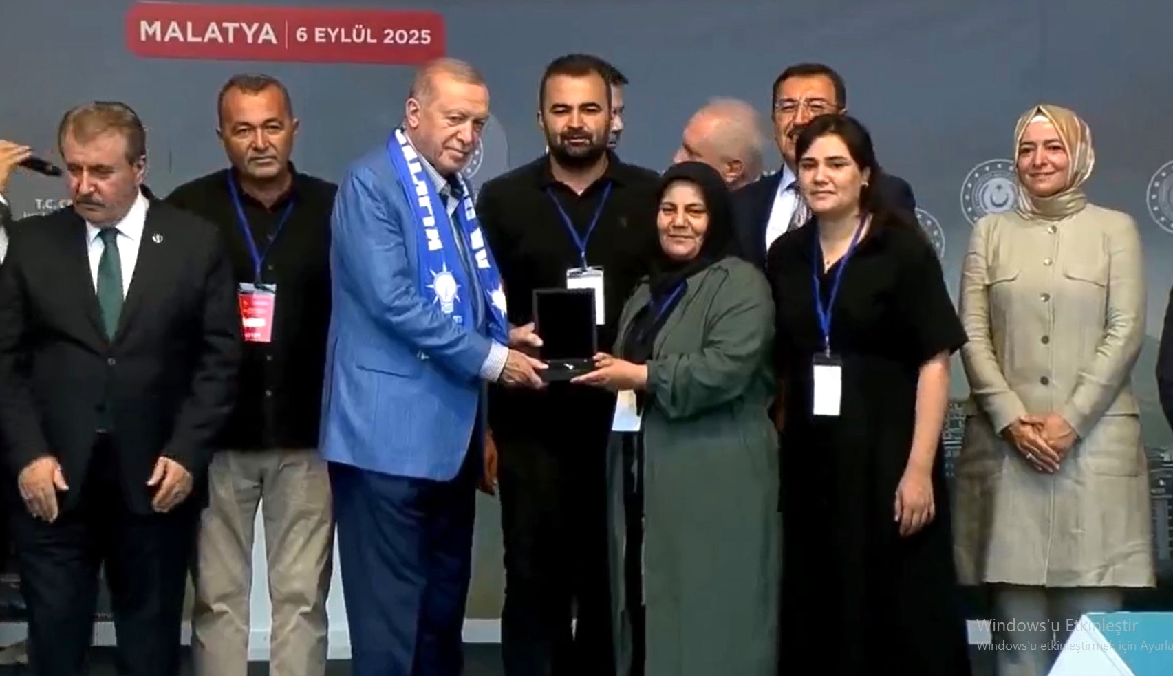6 Şubat 2023 depremlerinde ağır hasar alan Malatya Valilik binası,