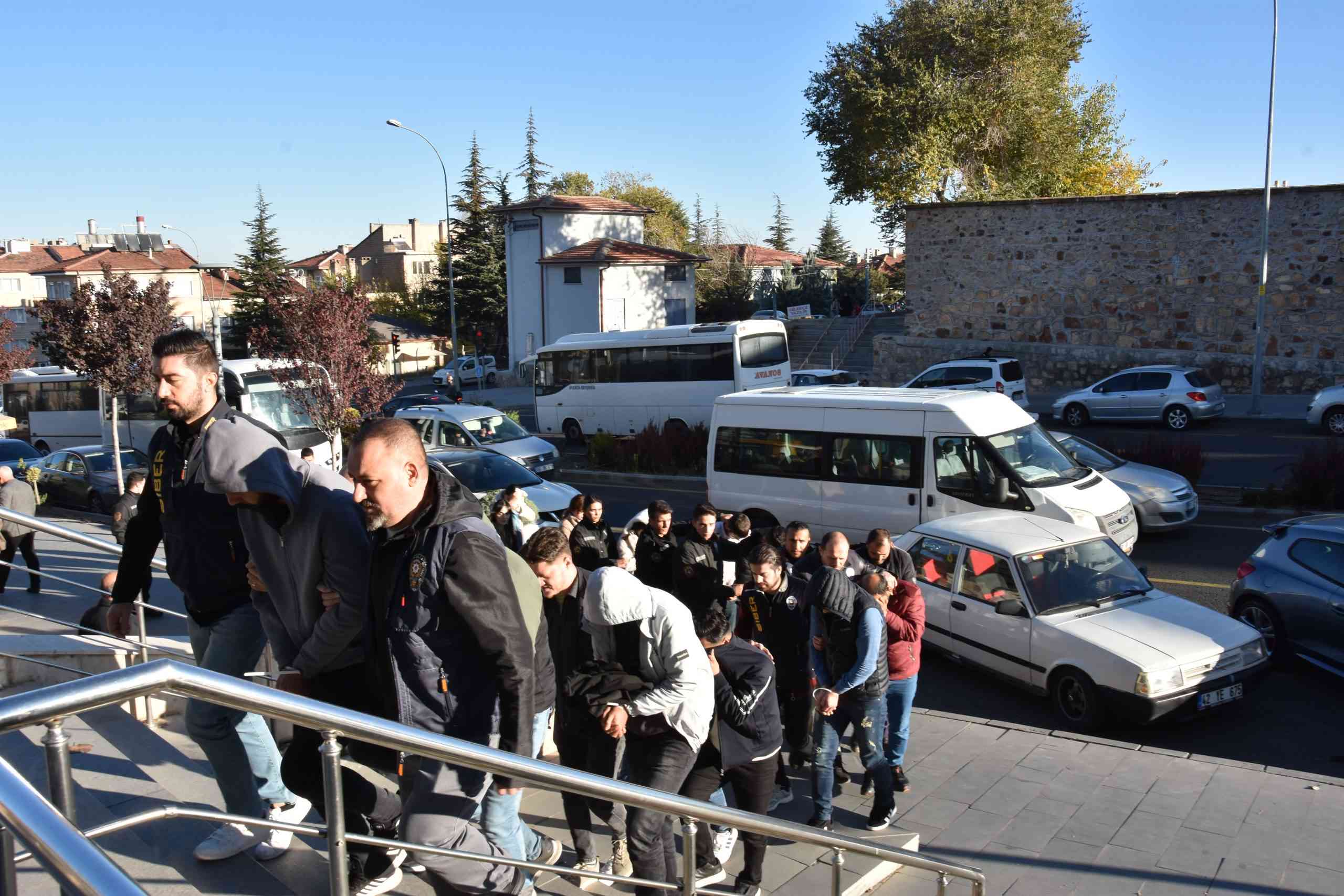 Nevşehir merkezli 19 ilde düzenlenen eş zamanlı operasyonda, sahte kripto