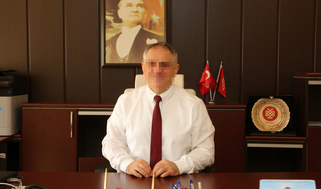 Akdeniz Üniversitesi’nde (AÜ) yürütülen disiplin soruşturmasında, aralarında eski rektör yardımcısı