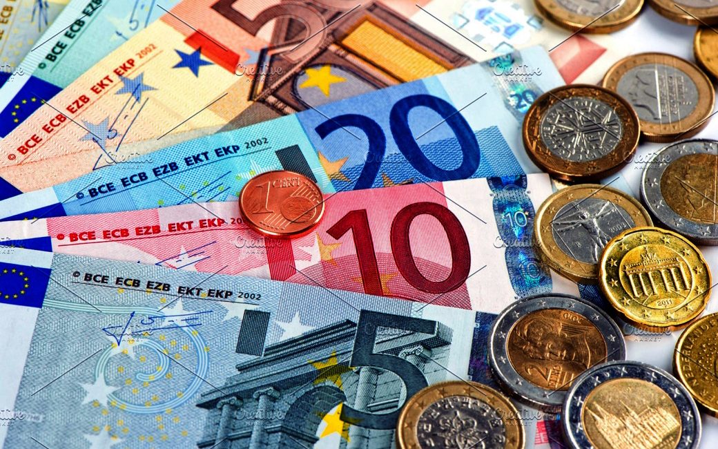 Almanya, Holokost mağdurlarına 2026’da yaklaşık 1 milyar avro destek sağlayacak Alman hükümeti, dünya genelindeki Yahudi soykırımı (Holokost) mağdurlarına yönelik maddi