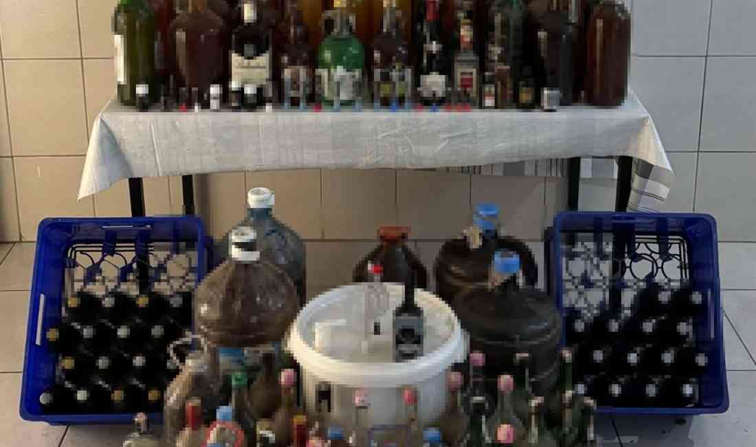 &nbsp; Aydın’ın Bozdoğan ilçesinde jandarmanın düzenlediği operasyonda 268 litre sahte