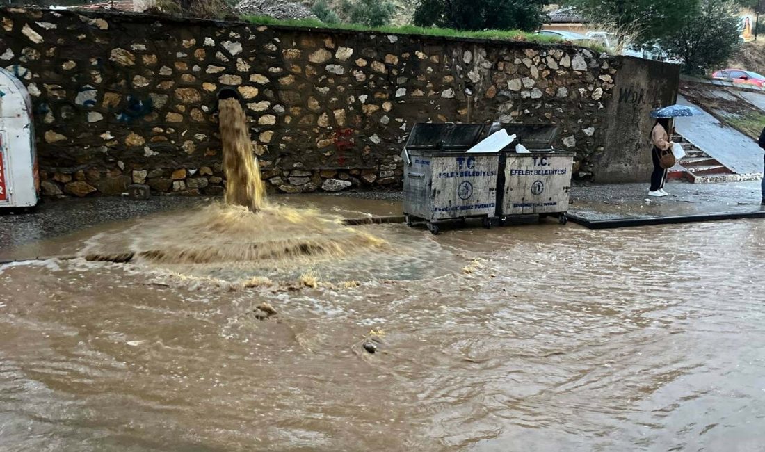 Aydın’da akşam saatlerinde etkili olan sağanak yağış, kentte hayatı olumsuz
