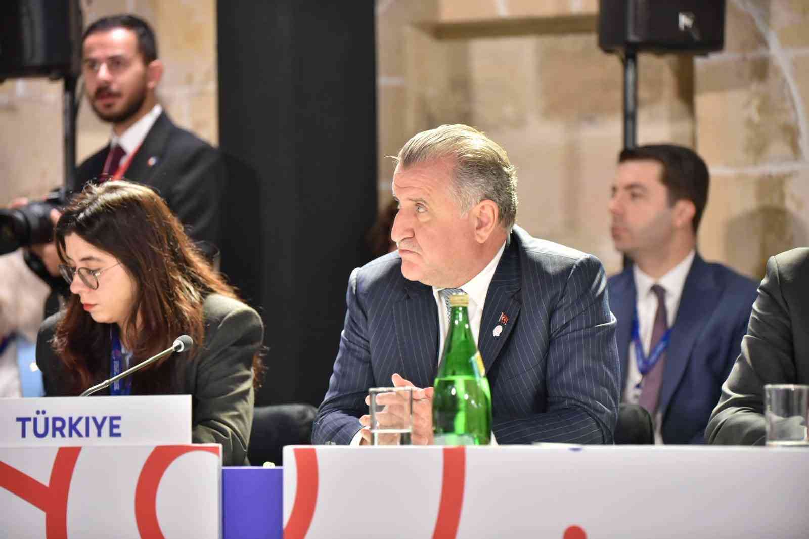 Gençlik ve Spor Bakanı Dr. Osman Aşkın Bak, Malta’da düzenlenen
