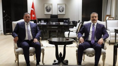   Dışişleri Bakanı Hakan Fidan, Irak Egemenlik İttifakı Lideri Hamis