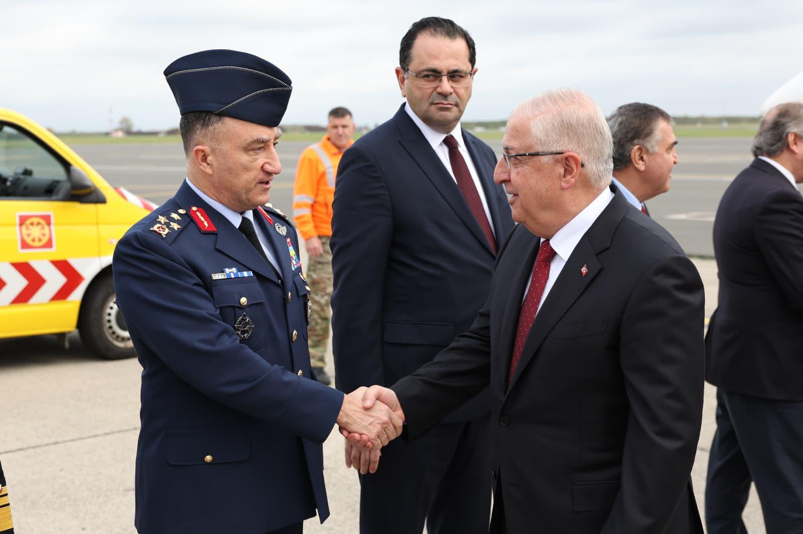 Milli Savunma Bakanı Yaşar Güler, NATO Savunma Bakanları Toplantısı’na katılmak