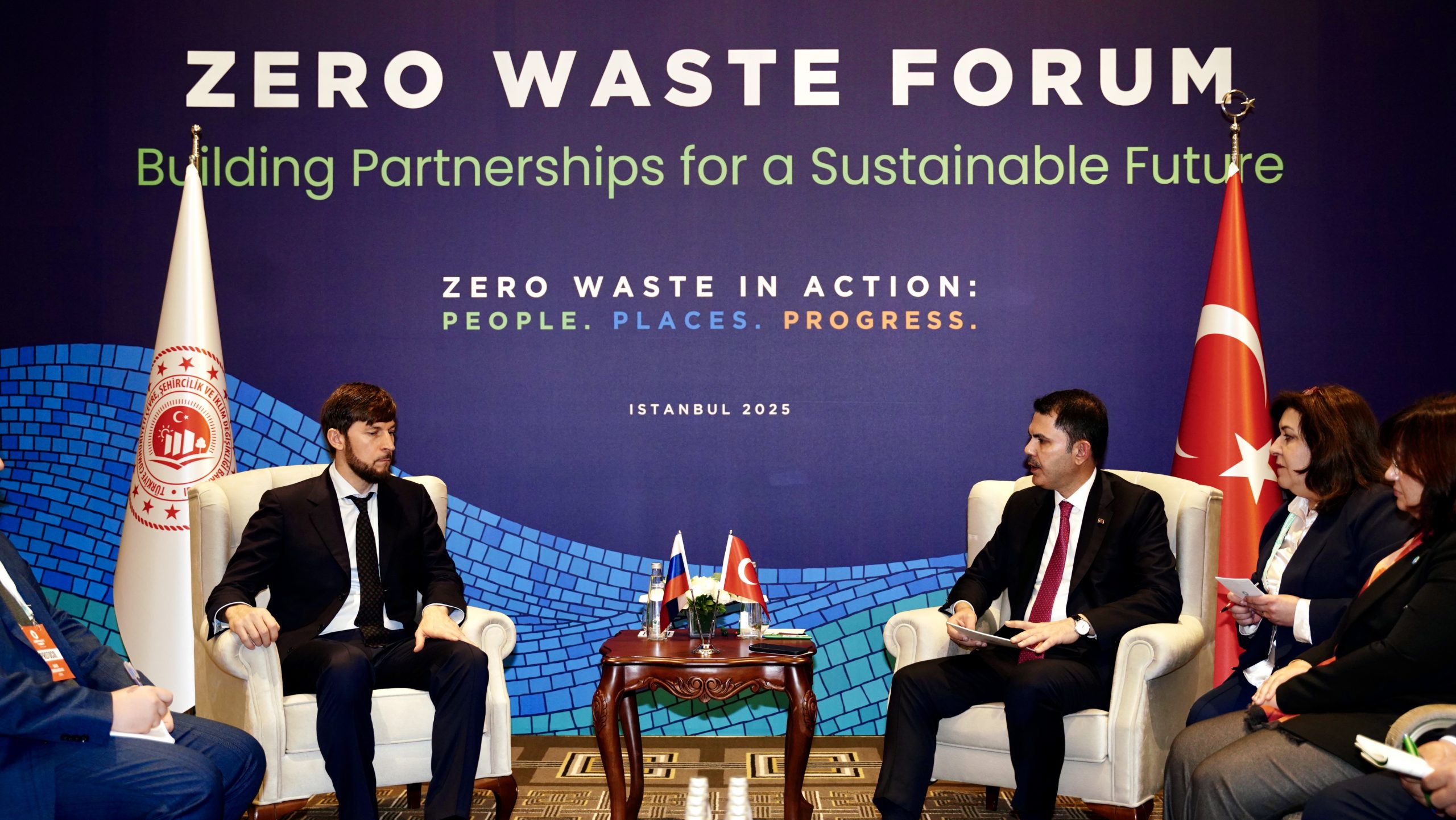 Çevre, Şehircilik ve İklim Değişikliği Bakanı Murat Kurum, İstanbul’da düzenlenen