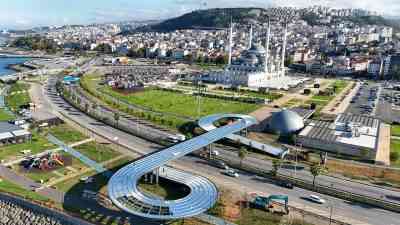 &nbsp; Ulaştırma ve Altyapı Bakanı Abdulkadir Uraloğlu, Trabzon’da yapımı süren
